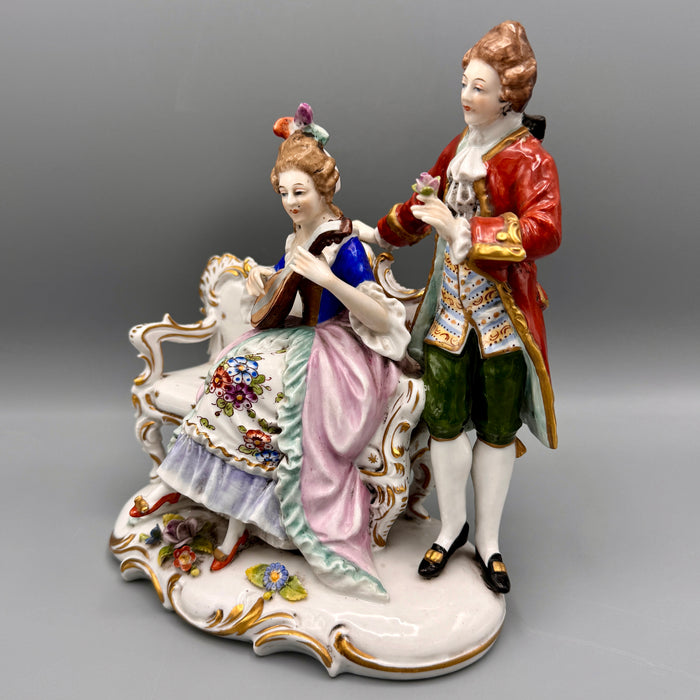 Capodimonte "Lezione di mandolino" porcellana policroma Napoli XIX sec