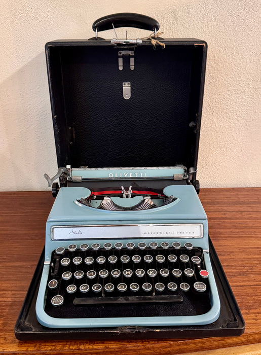 Macchina scrivere Olivetti Studio azzurra con custodia 1950 ca